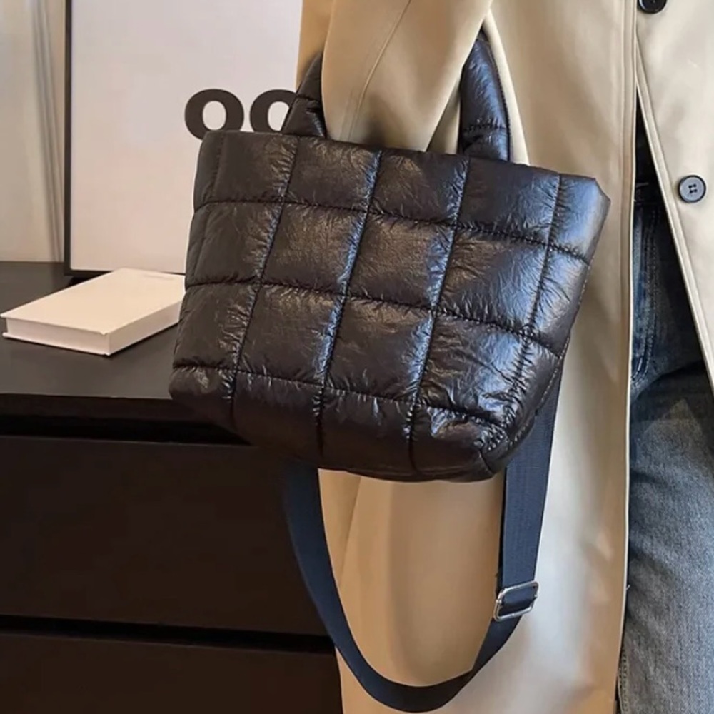 🐡 Mini Puffer Tote - Picture 5 of 11